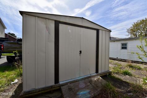 203 Brookside Avenue Amsterdam NY 12010
