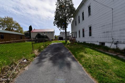203 Brookside Avenue Amsterdam NY 12010