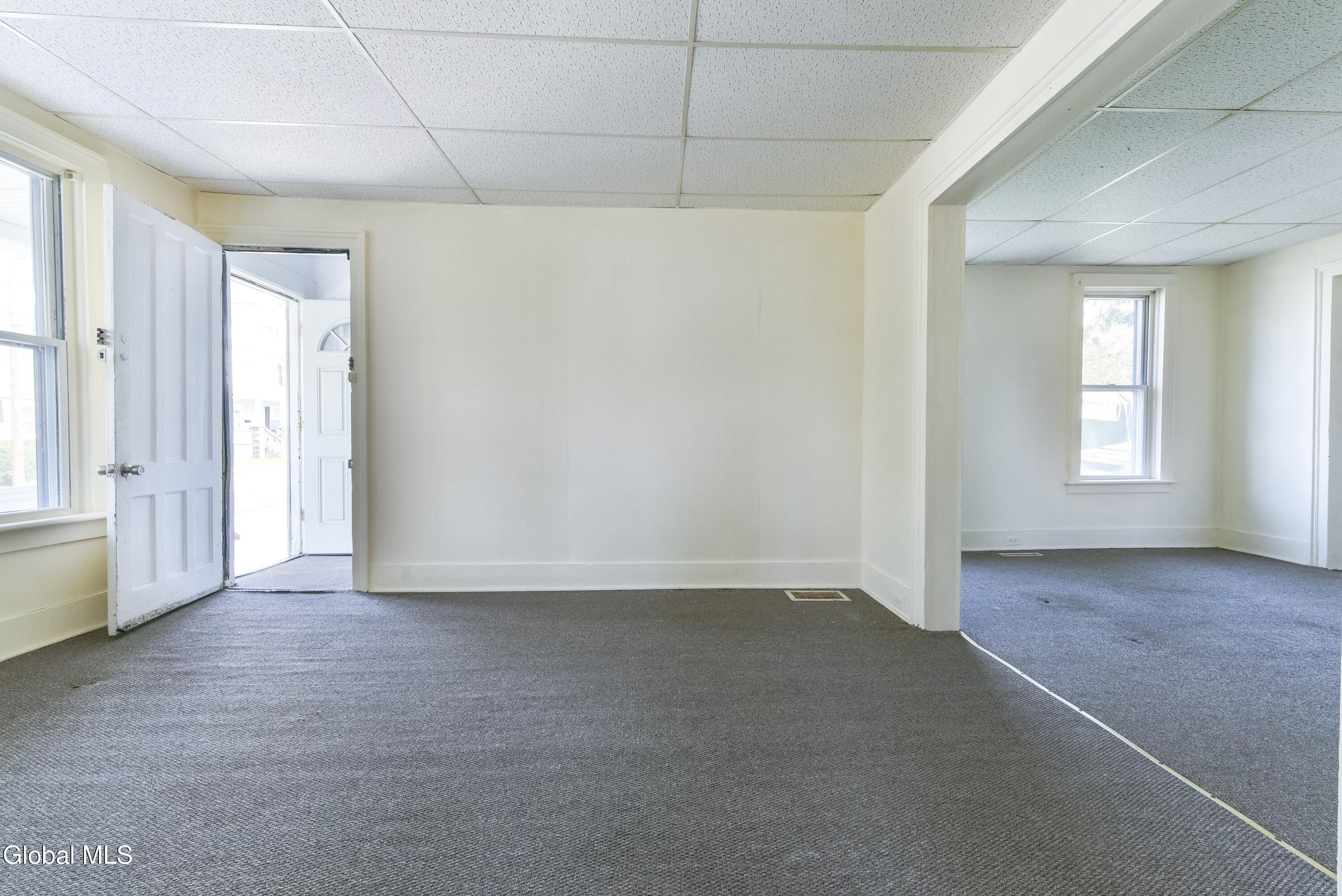 203 Brookside Avenue Amsterdam NY 12010