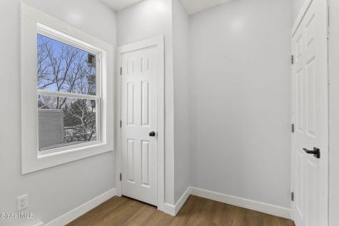 34 Francis Street Troy NY 12180