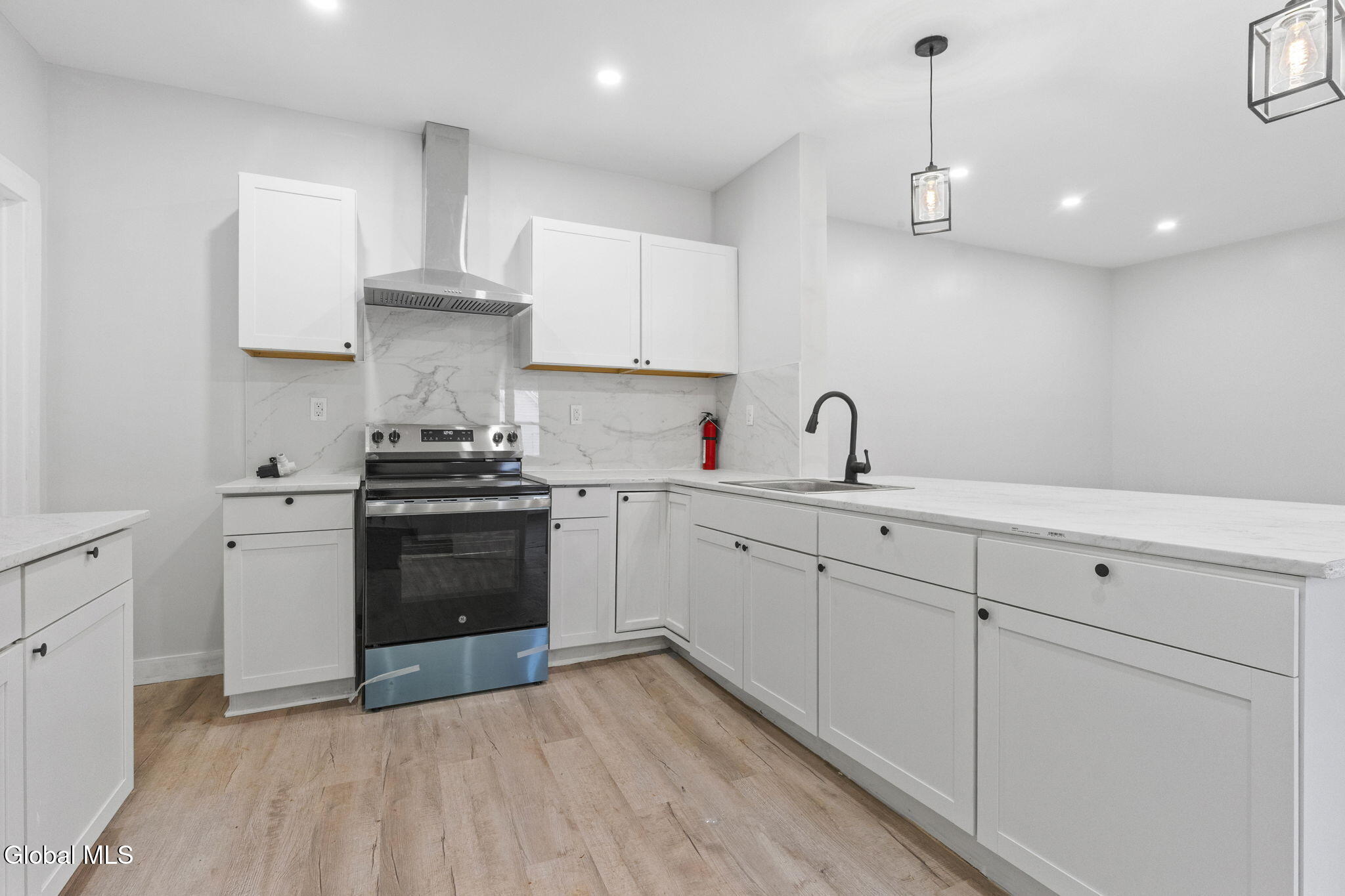 34 Francis Street Troy NY 12180