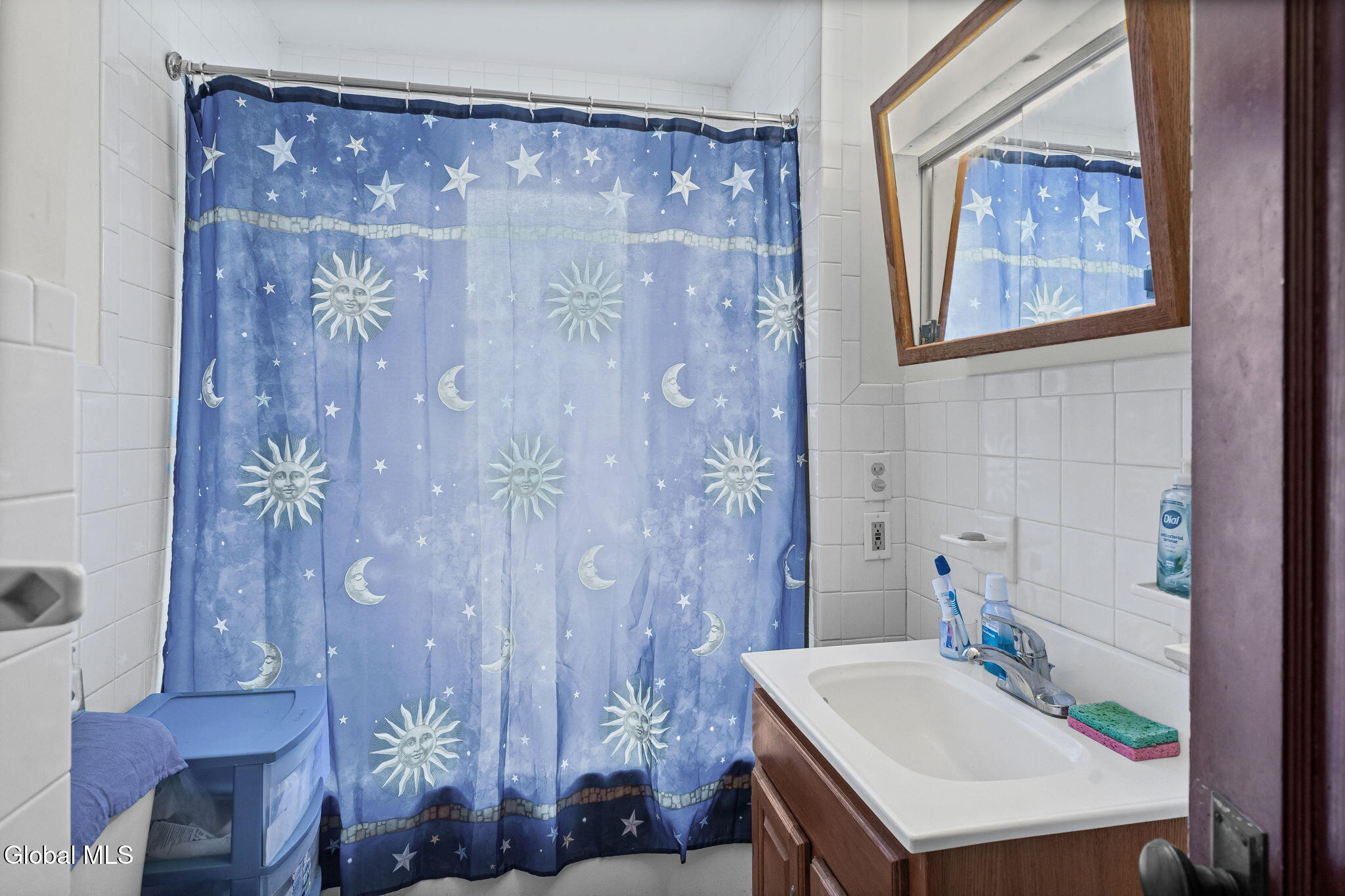 494 Delaware Avenue Albany NY 12209