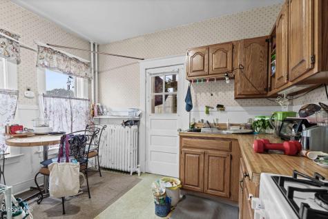 494 Delaware Avenue Albany NY 12209