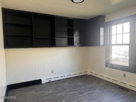 694 5th Avenue Troy NY 12182