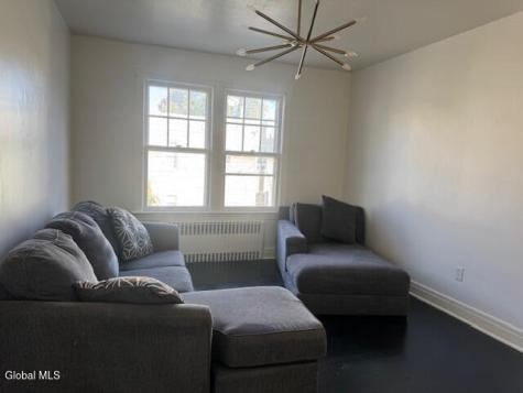 694 5th Avenue Troy NY 12182