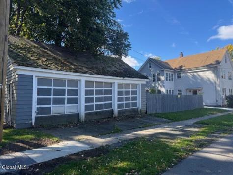694 5th Avenue Troy NY 12182