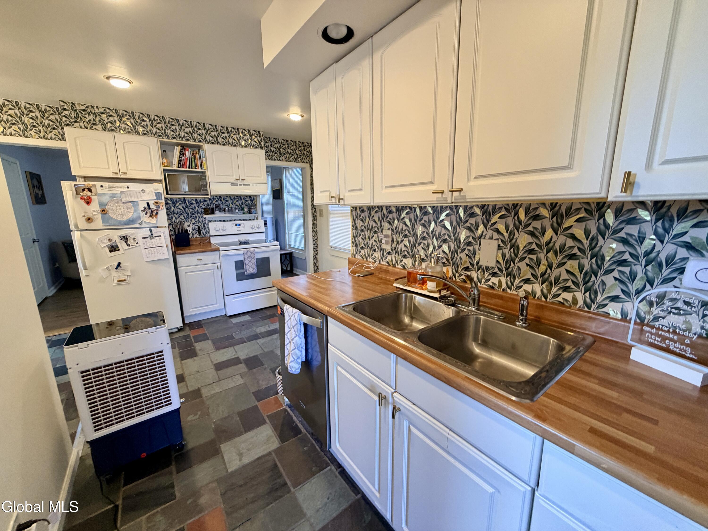 80 Hudson Avenue Green Island NY 12183