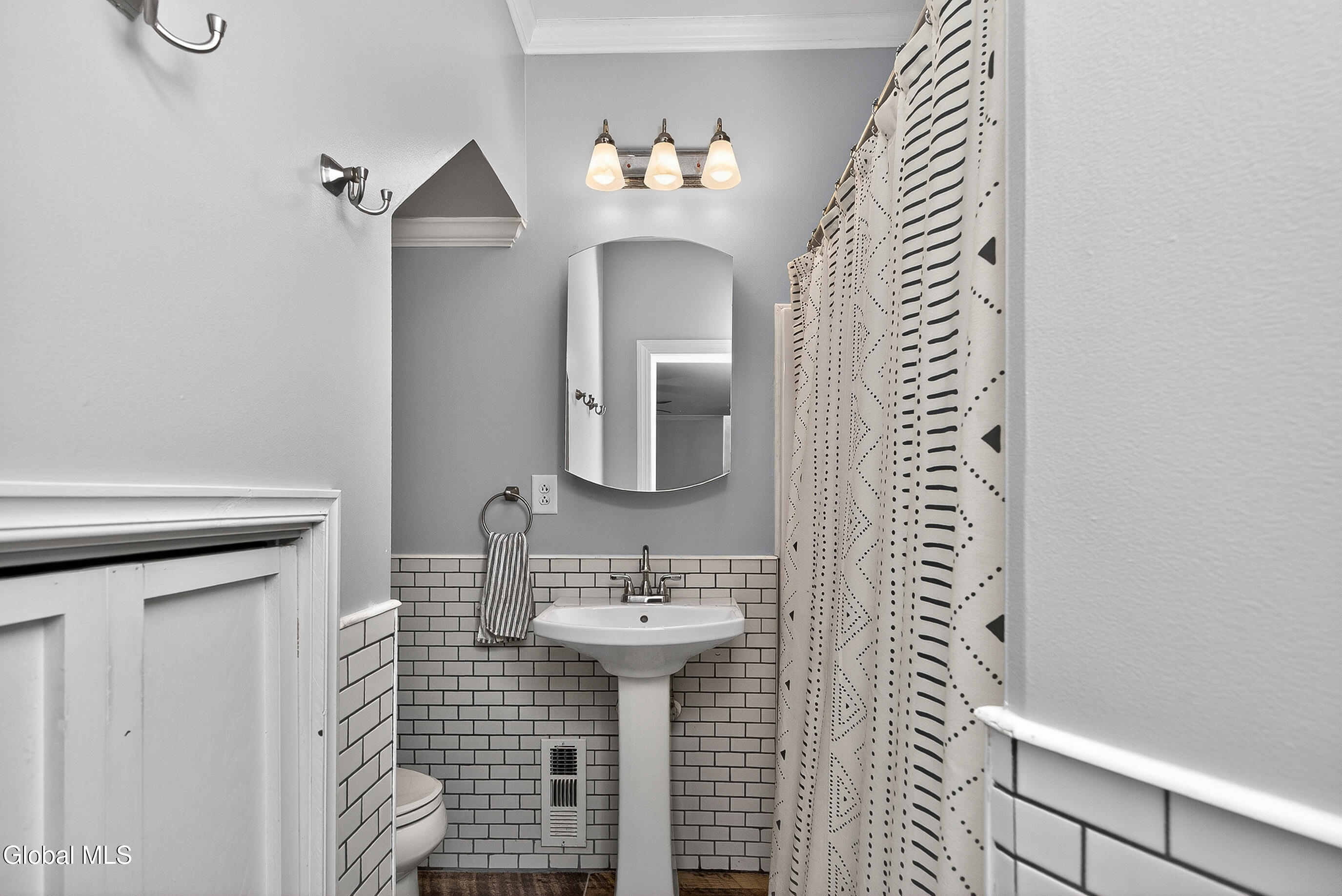 138 Davis Avenue Waterford NY 12188