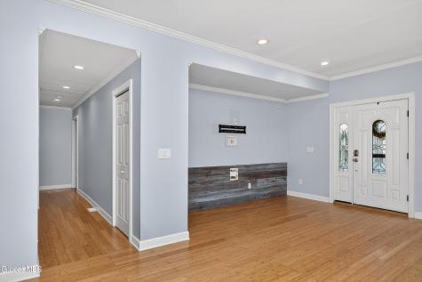 138 Davis Avenue Waterford NY 12188