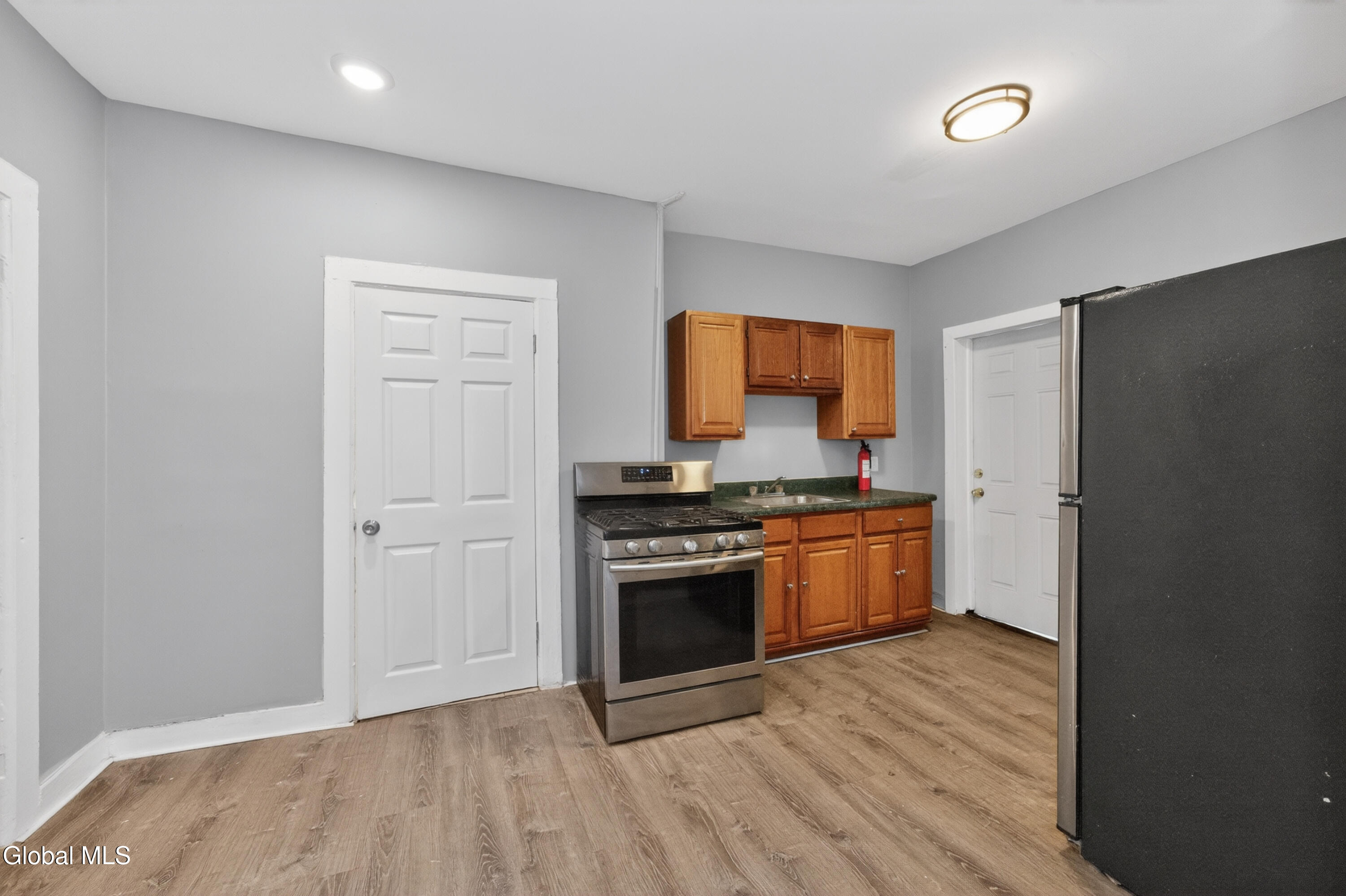 512 1st Street Albany NY 12206