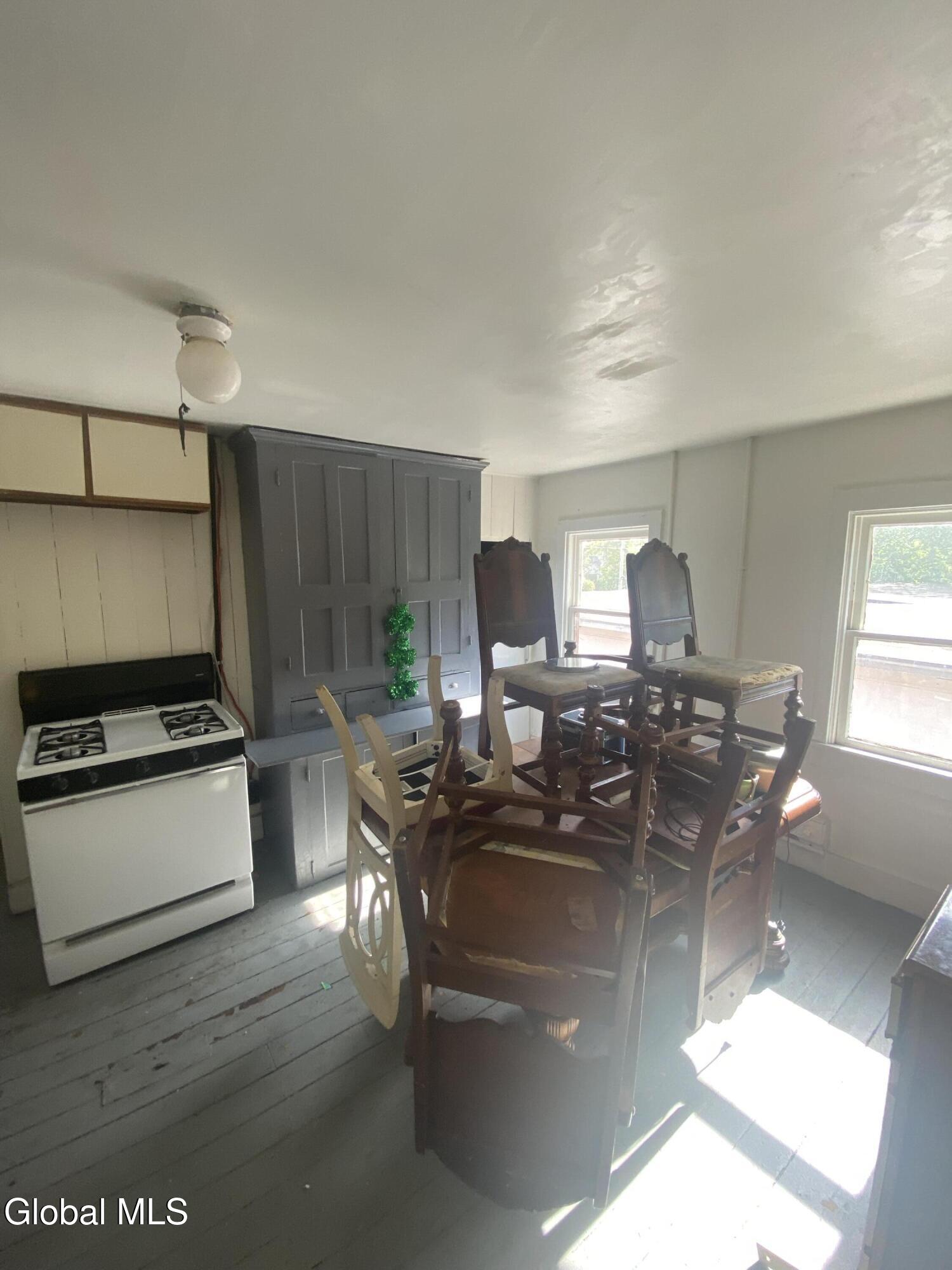 82 Spring Street Gloversville NY 12078