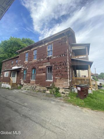 82 Spring Street Gloversville NY 12078