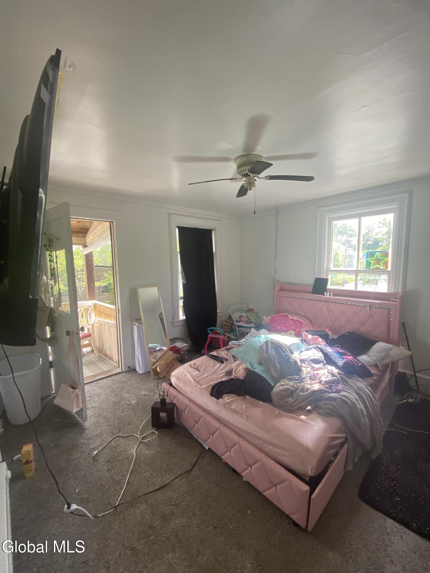 82 Spring Street Gloversville NY 12078
