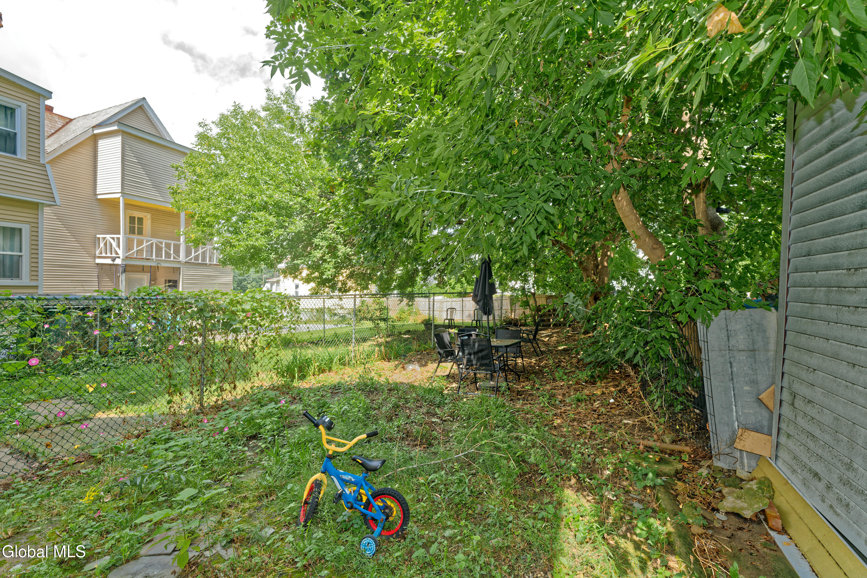 521 Manhattan Street Schenectady NY 12308