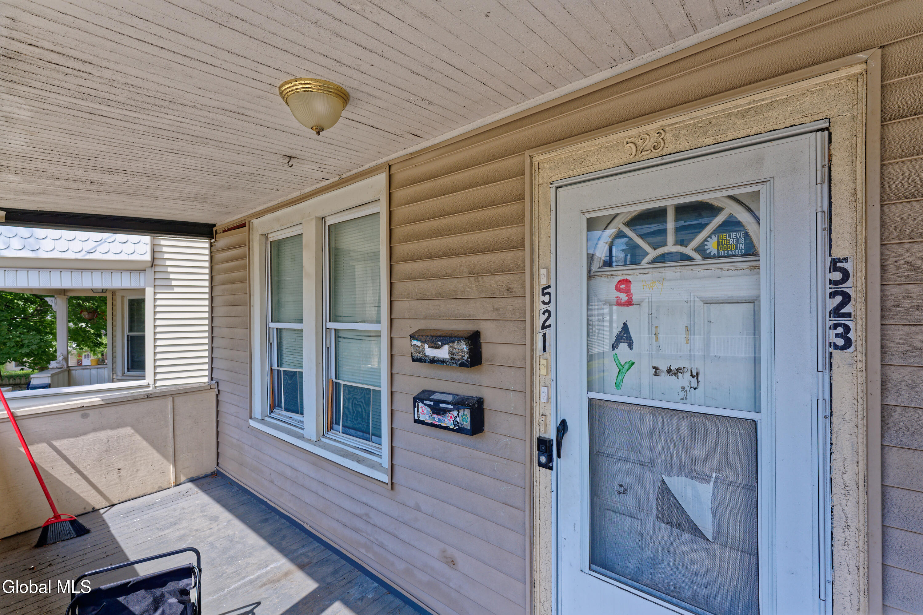 521 Manhattan Street Schenectady NY 12308