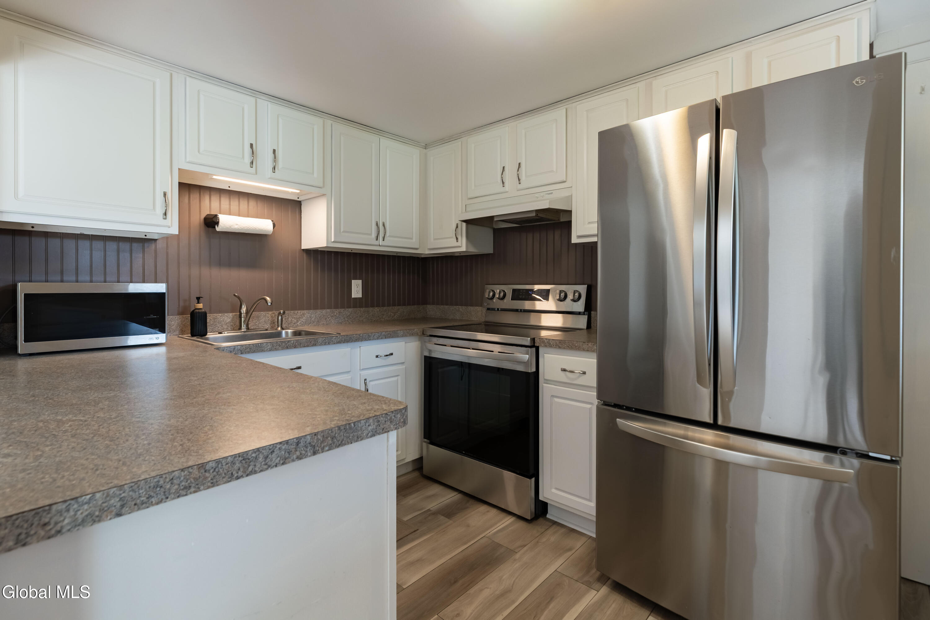 13 Mountain View Road Nassau NY 12123