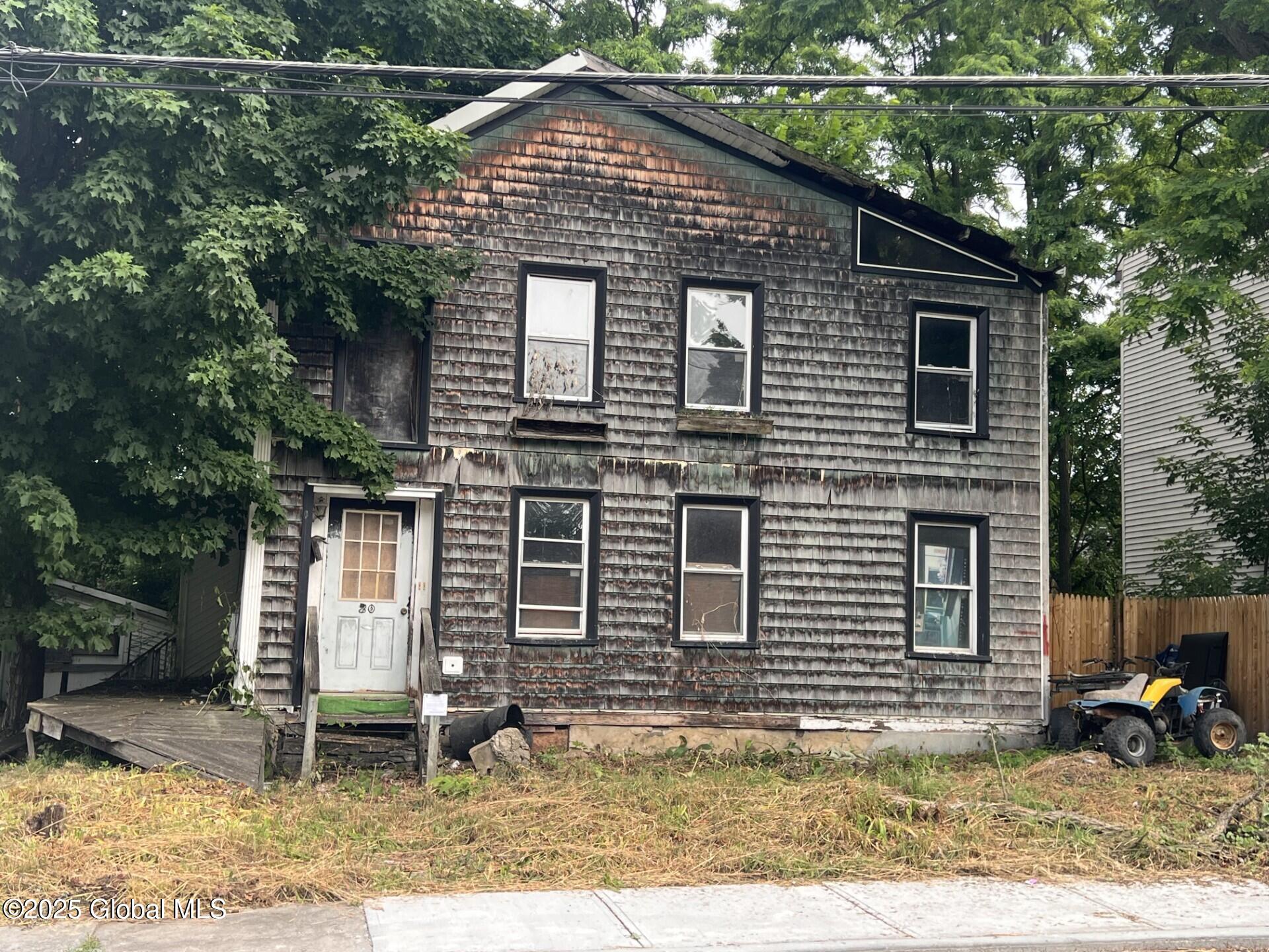 20 Voorhees Street Amsterdam NY 12010