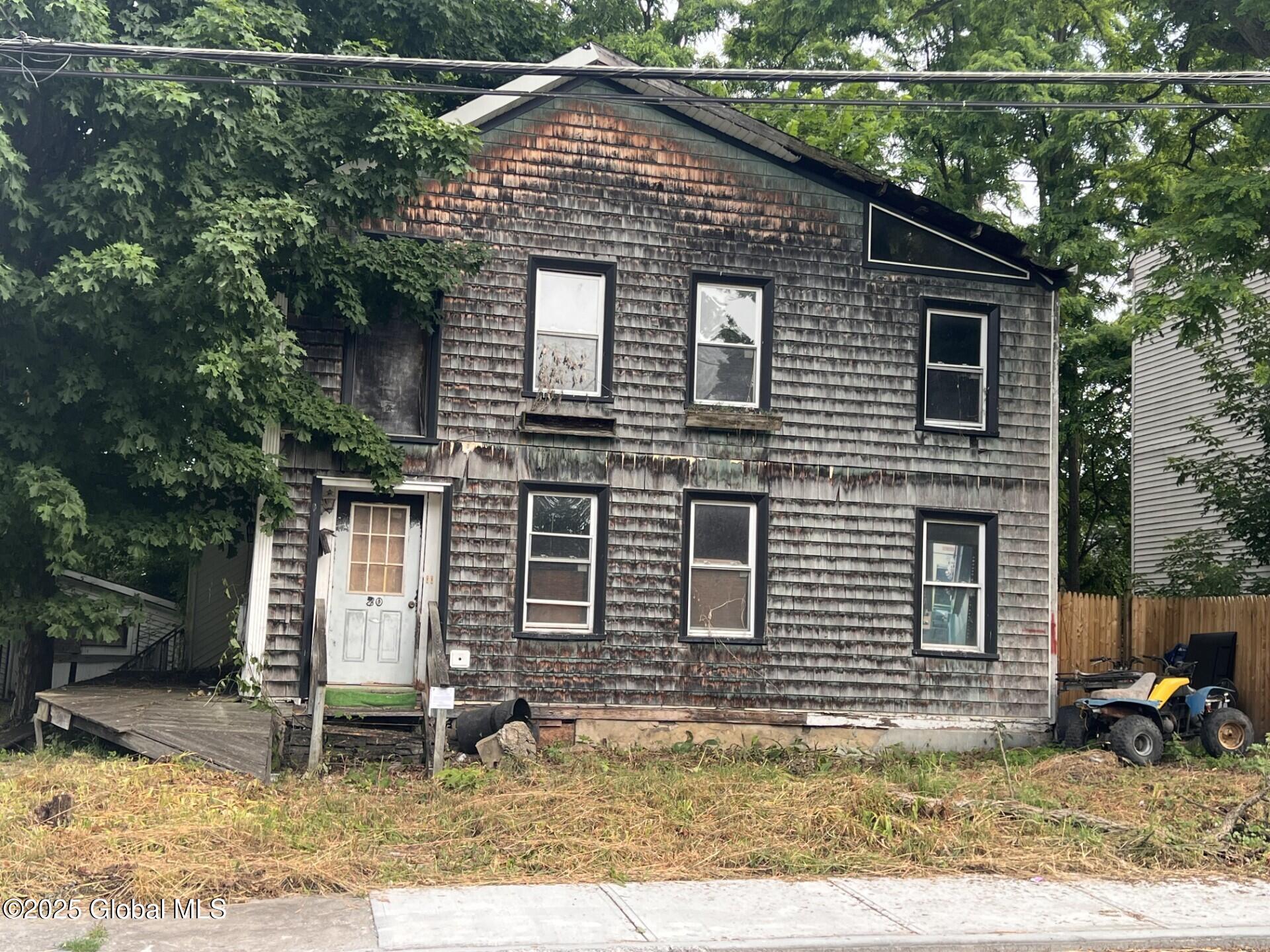 20 Voorhees Street Amsterdam NY 12010