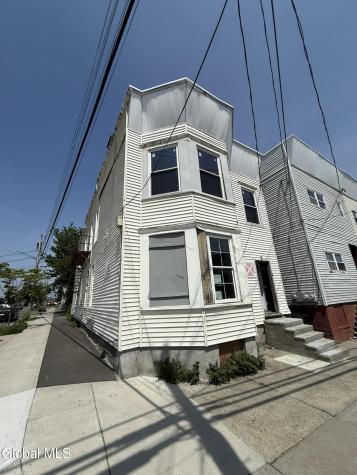 68 Watervliet Avenue Albany NY 12206