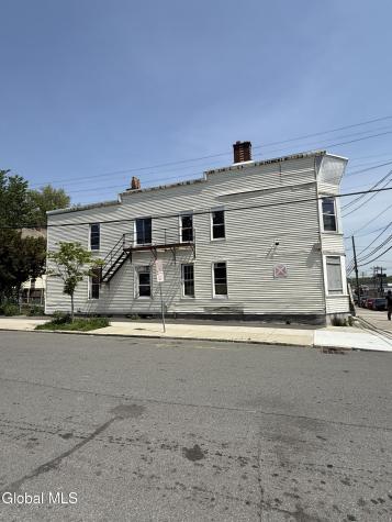 68 Watervliet Avenue Albany NY 12206