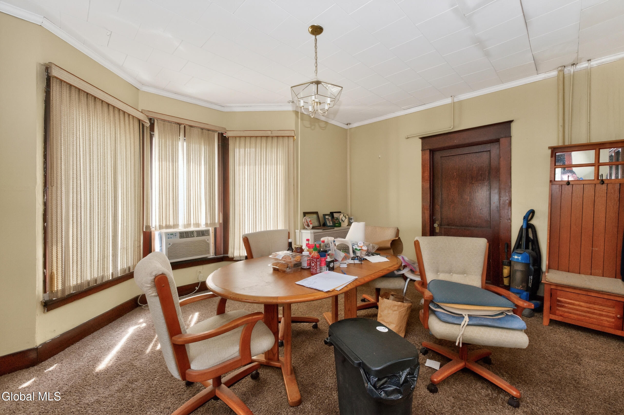 33 Osborne Road Colonie NY 12205