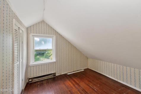 33 Osborne Road Colonie NY 12205