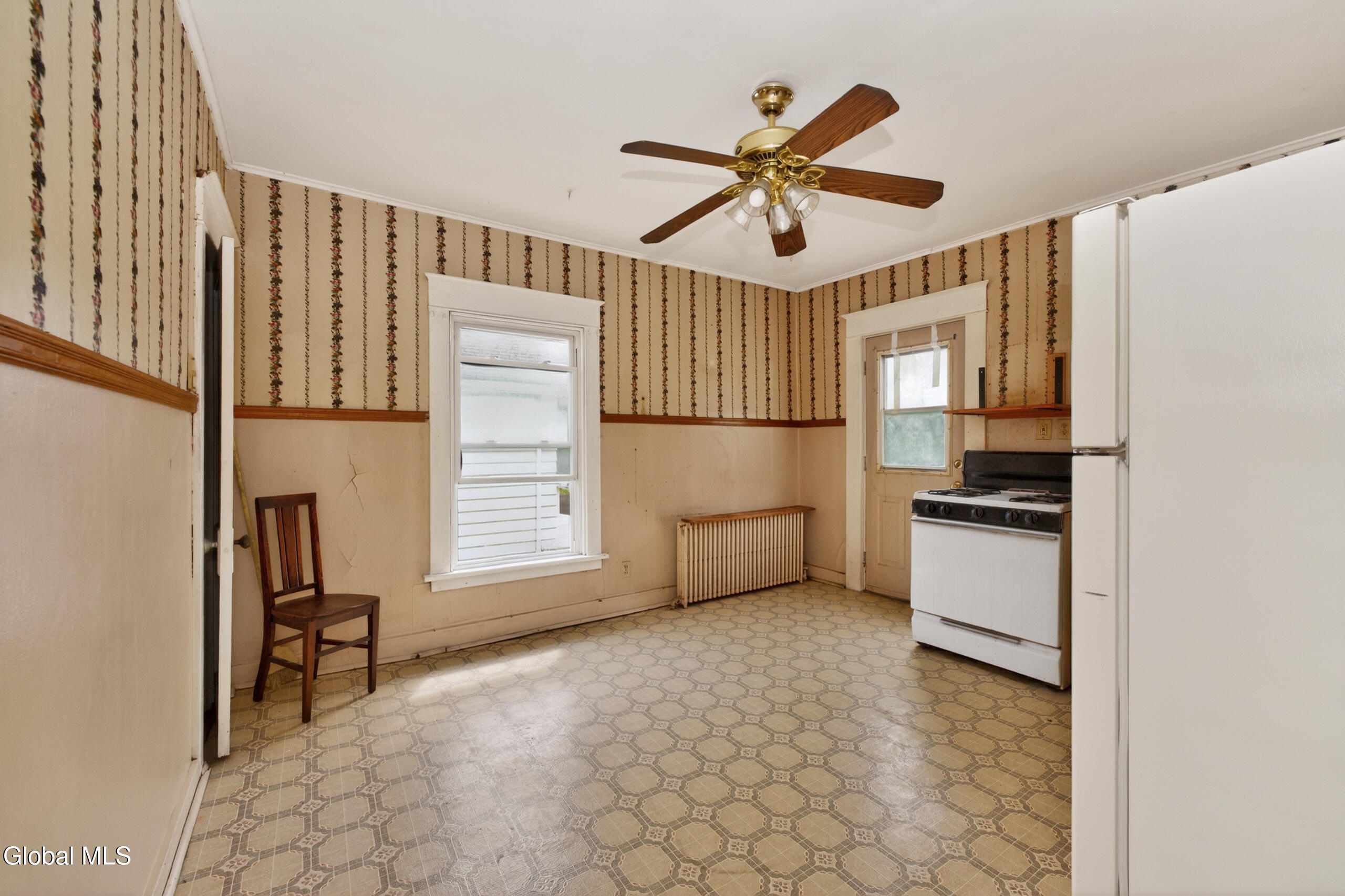 33 Osborne Road Colonie NY 12205