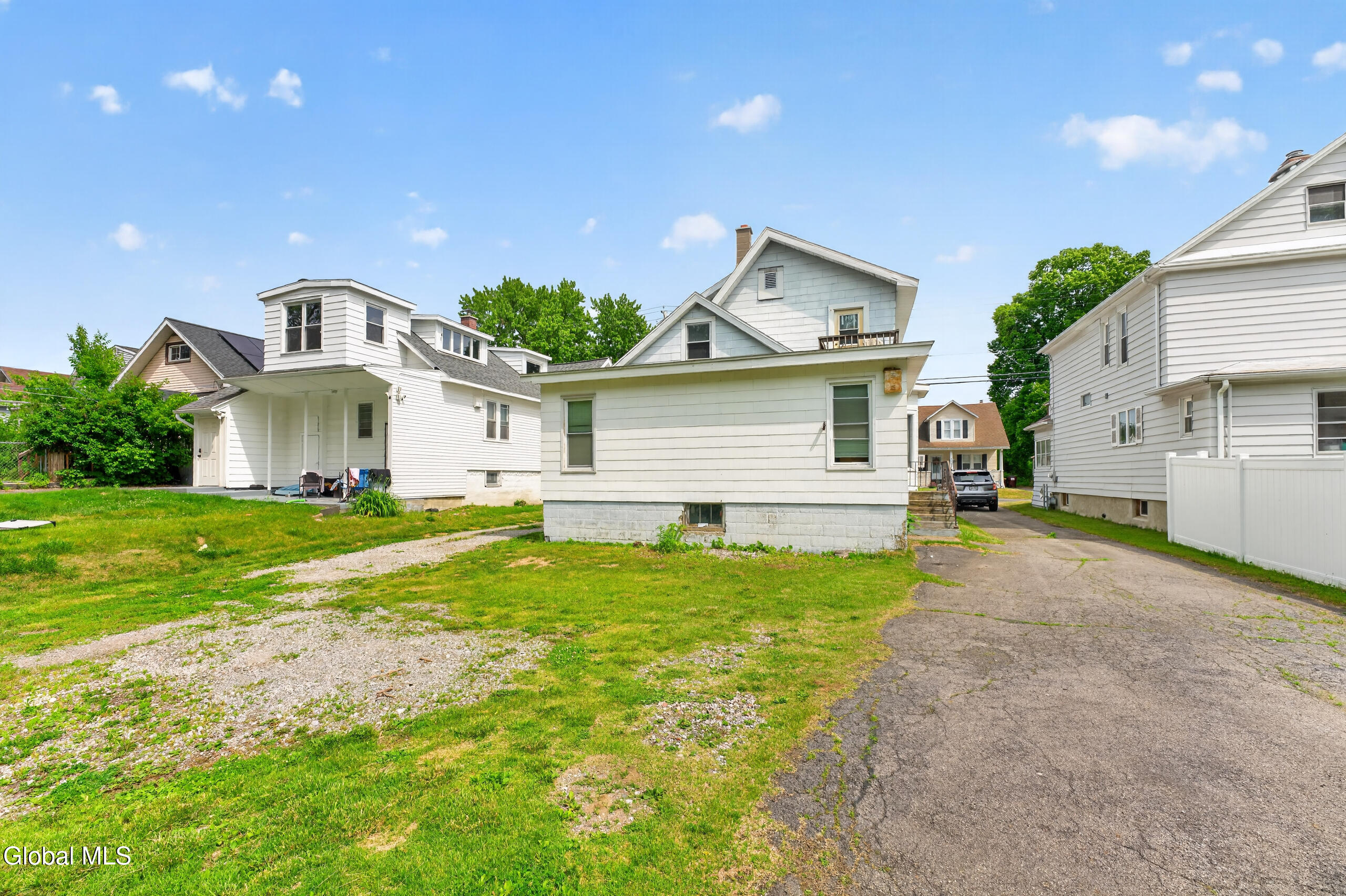 33 Osborne Road Colonie NY 12205