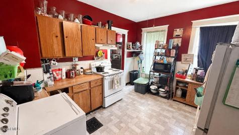 42 Lincoln Avenue Amsterdam NY 12010
