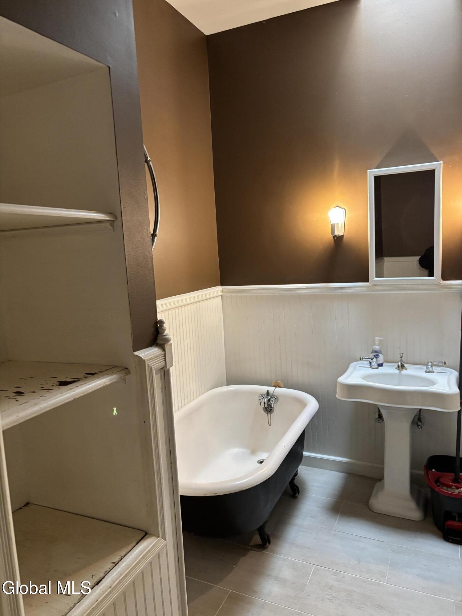 44 Clinton Avenue Albany NY 12210