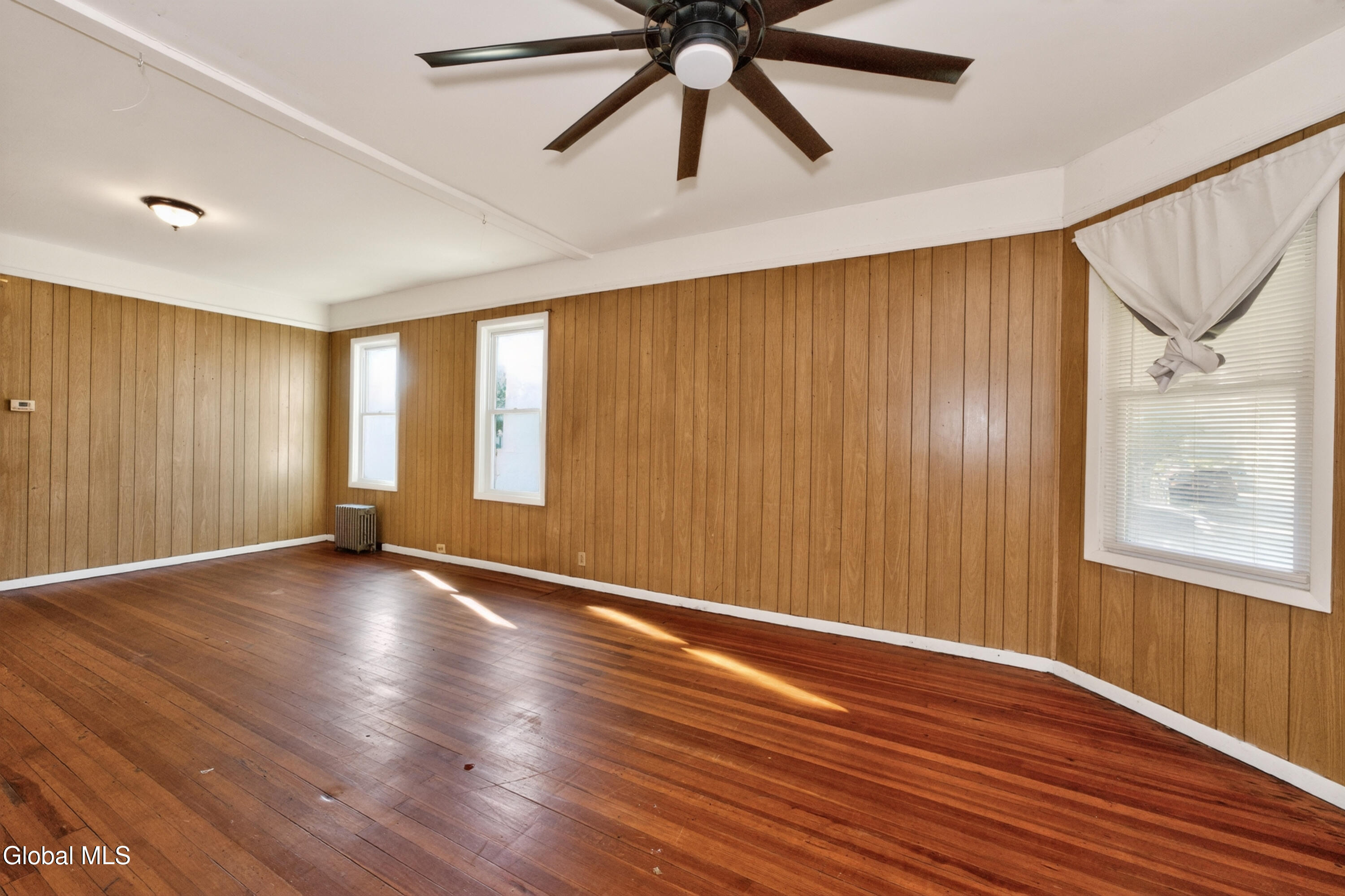 1063 Cutler Street Schenectady NY 12303