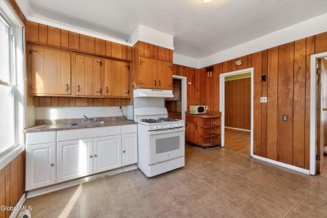1063 Cutler Street Schenectady NY 12303