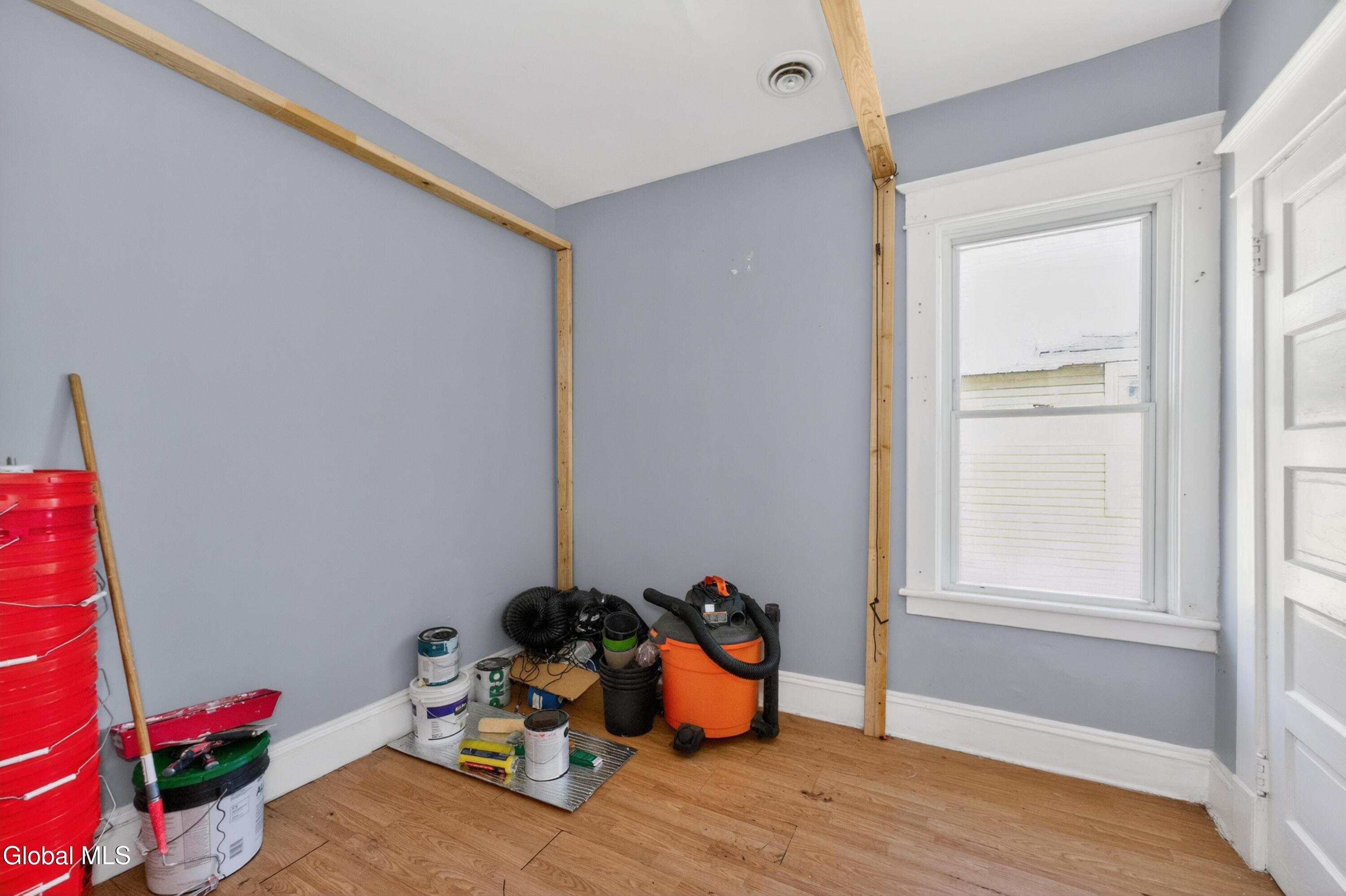 1063 Cutler Street Schenectady NY 12303