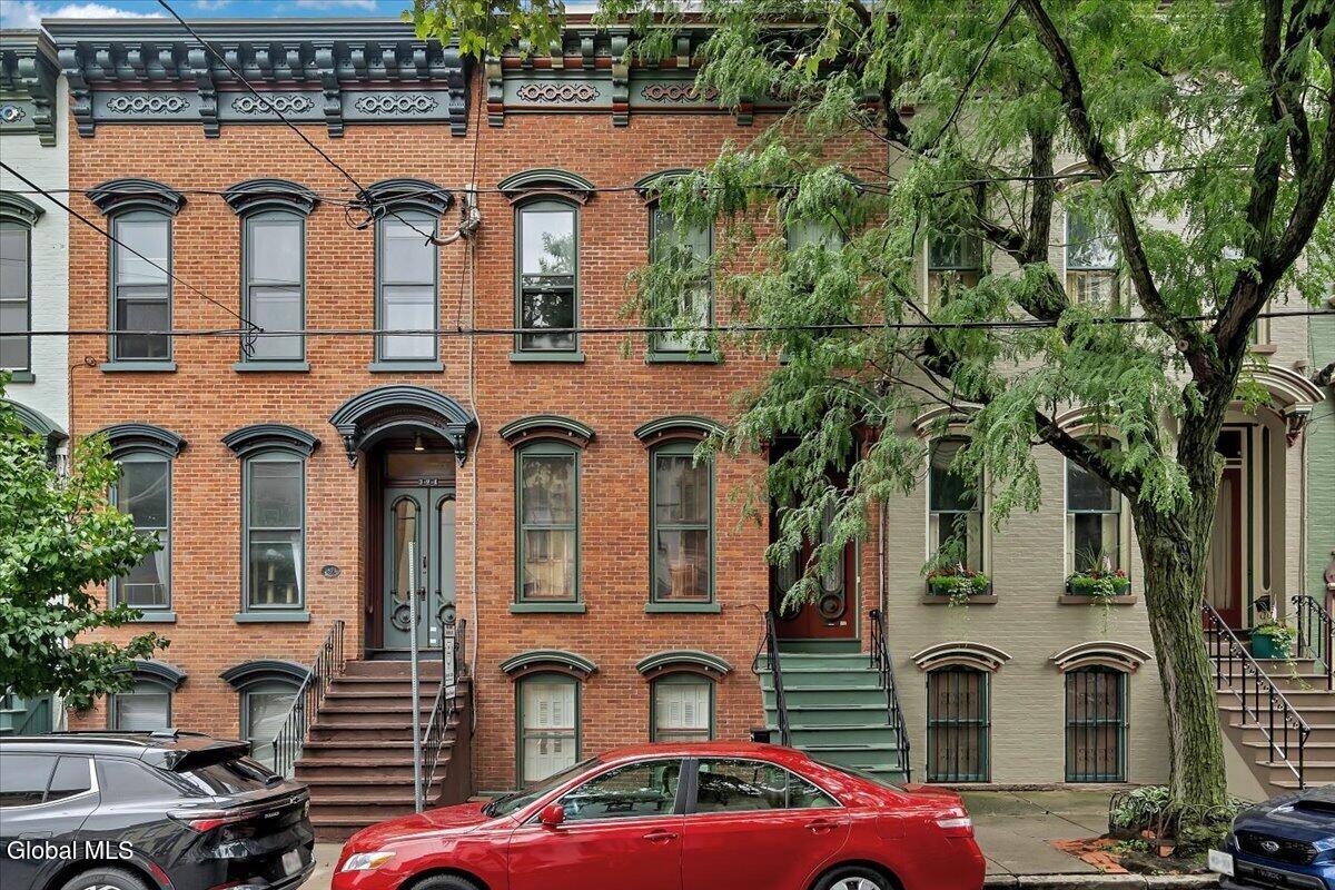 396 Hamilton Street Albany NY 12210