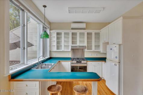 396 Hamilton Street Albany NY 12210