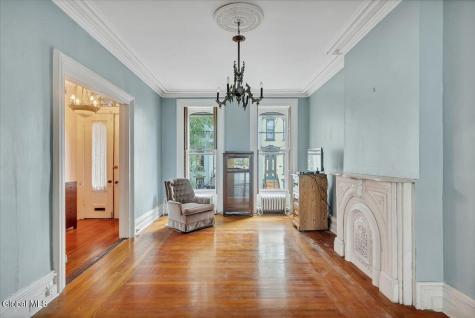 396 Hamilton Street Albany NY 12210