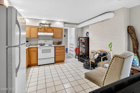 490 Madison Avenue Albany NY 12208