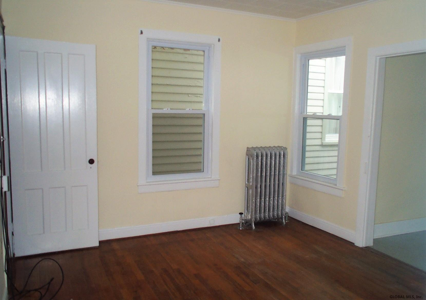 9 N Franklin Street Athens NY 12015