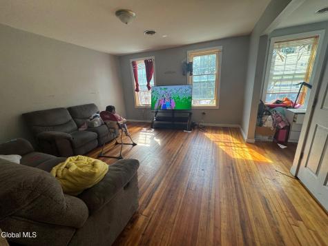 193 Livingston Avenue Albany NY 12210