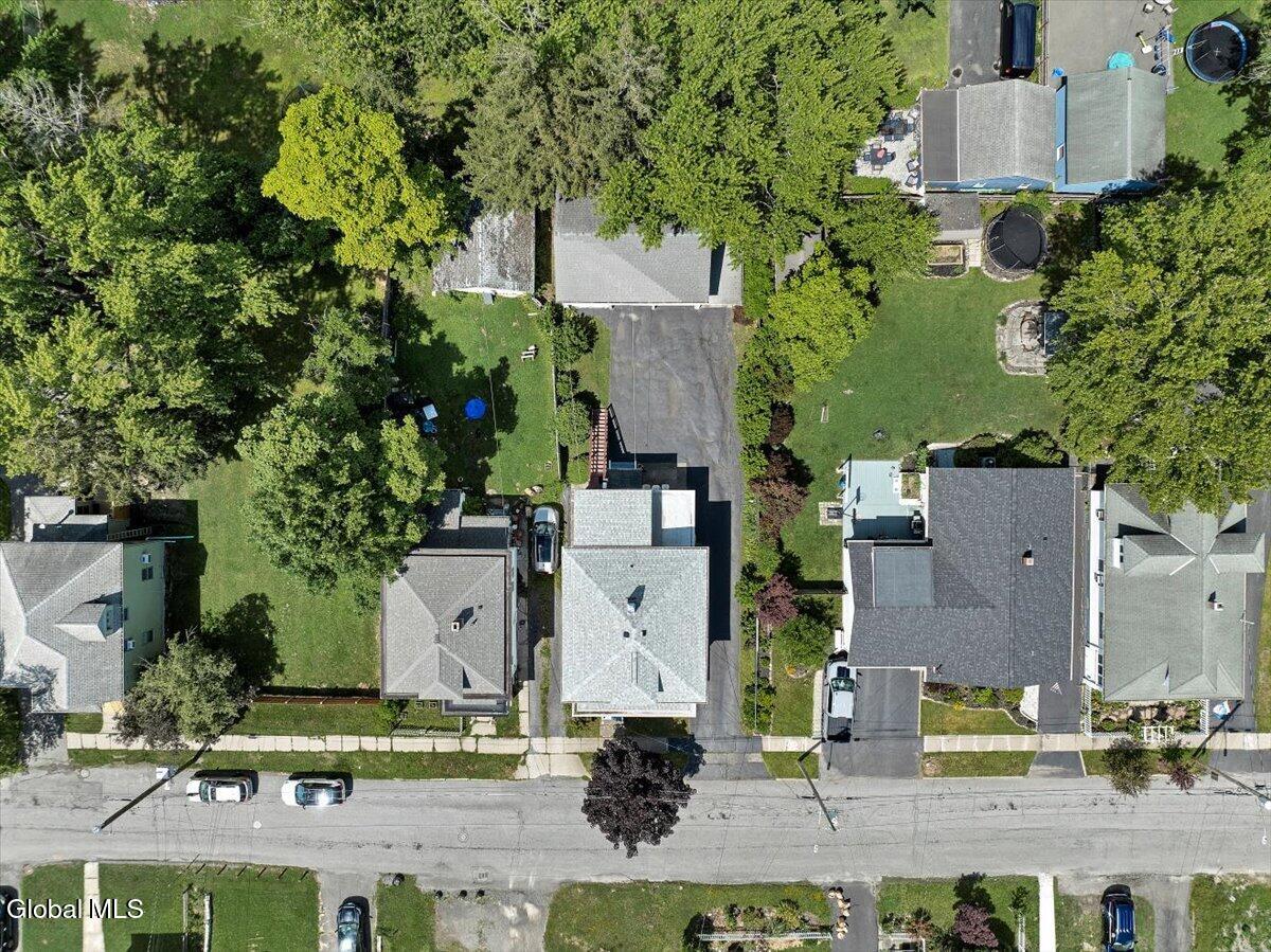 10 Oakwood Boulevard Hudson NY 12534