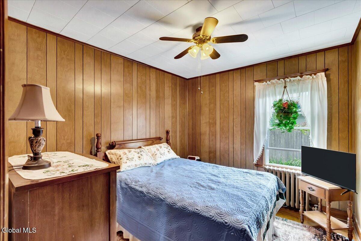 10 Oakwood Boulevard Hudson NY 12534