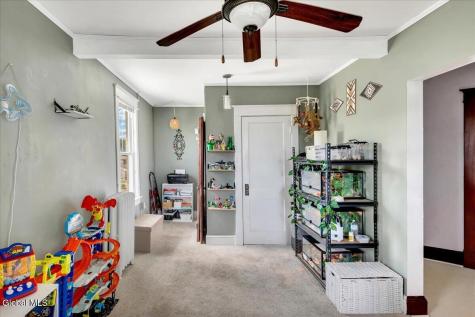 10 Oakwood Boulevard Hudson NY 12534