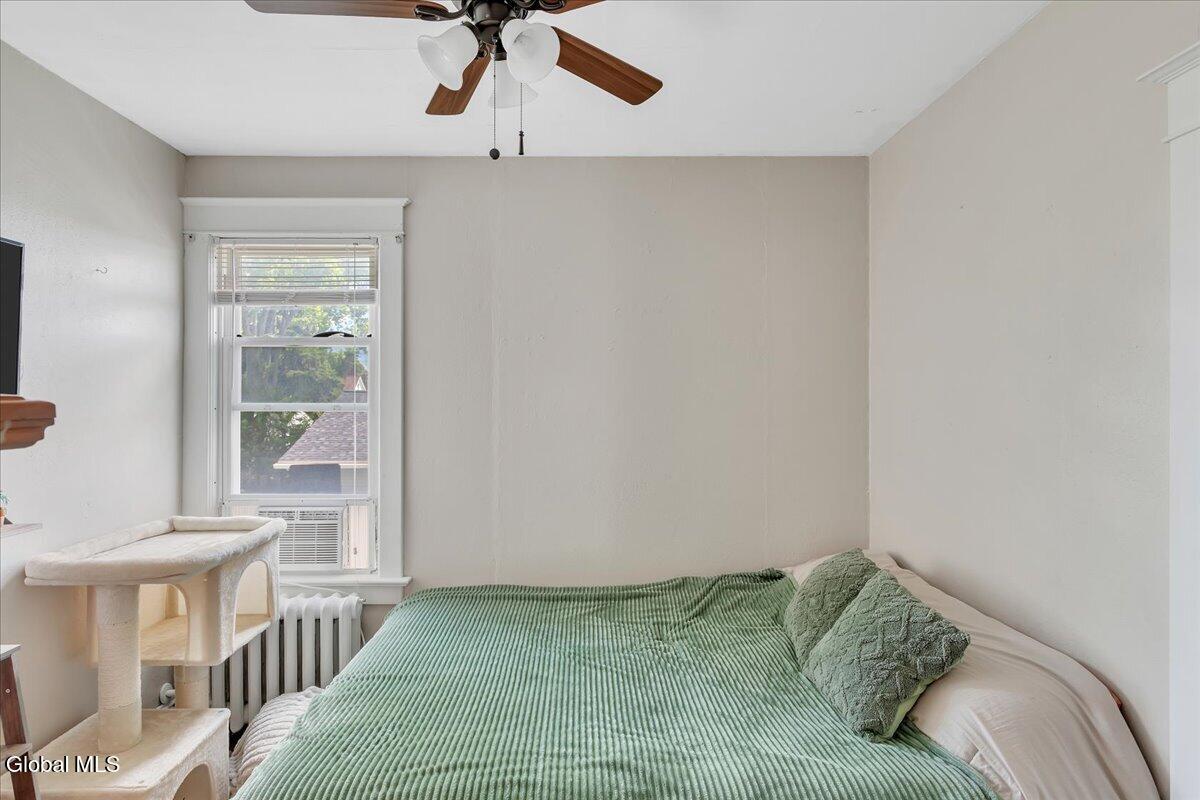 10 Oakwood Boulevard Hudson NY 12534