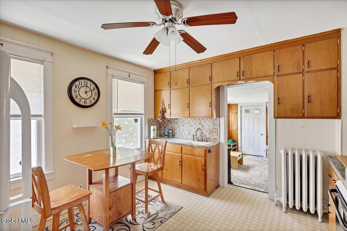 10 Oakwood Boulevard Hudson NY 12534