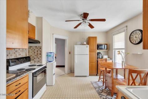 10 Oakwood Boulevard Hudson NY 12534