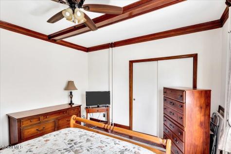 10 Oakwood Boulevard Hudson NY 12534