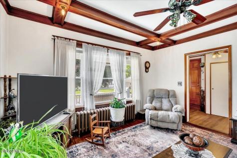 10 Oakwood Boulevard Hudson NY 12534