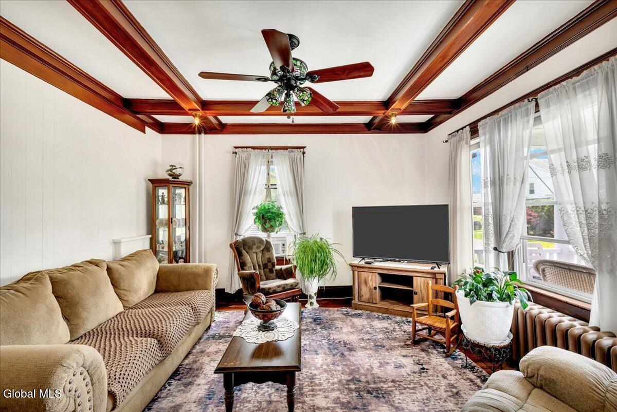 10 Oakwood Boulevard Hudson NY 12534