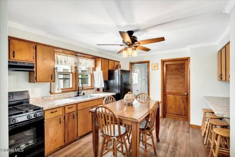 10 Oakwood Boulevard Hudson NY 12534