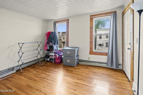 22 108th Street Troy NY 12182